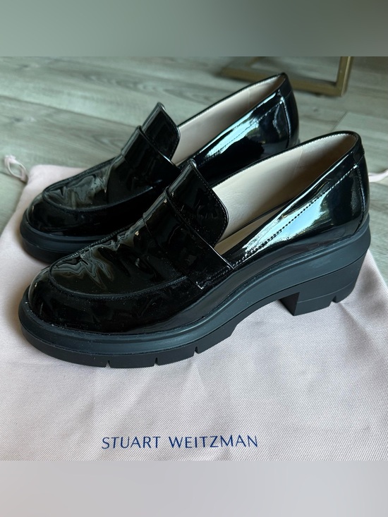 Shoes - Stuart Weitzman loafers